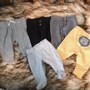 Newborn pant bundle carter’s EUC